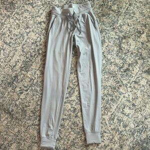 Zyia Jogger Pants - size small